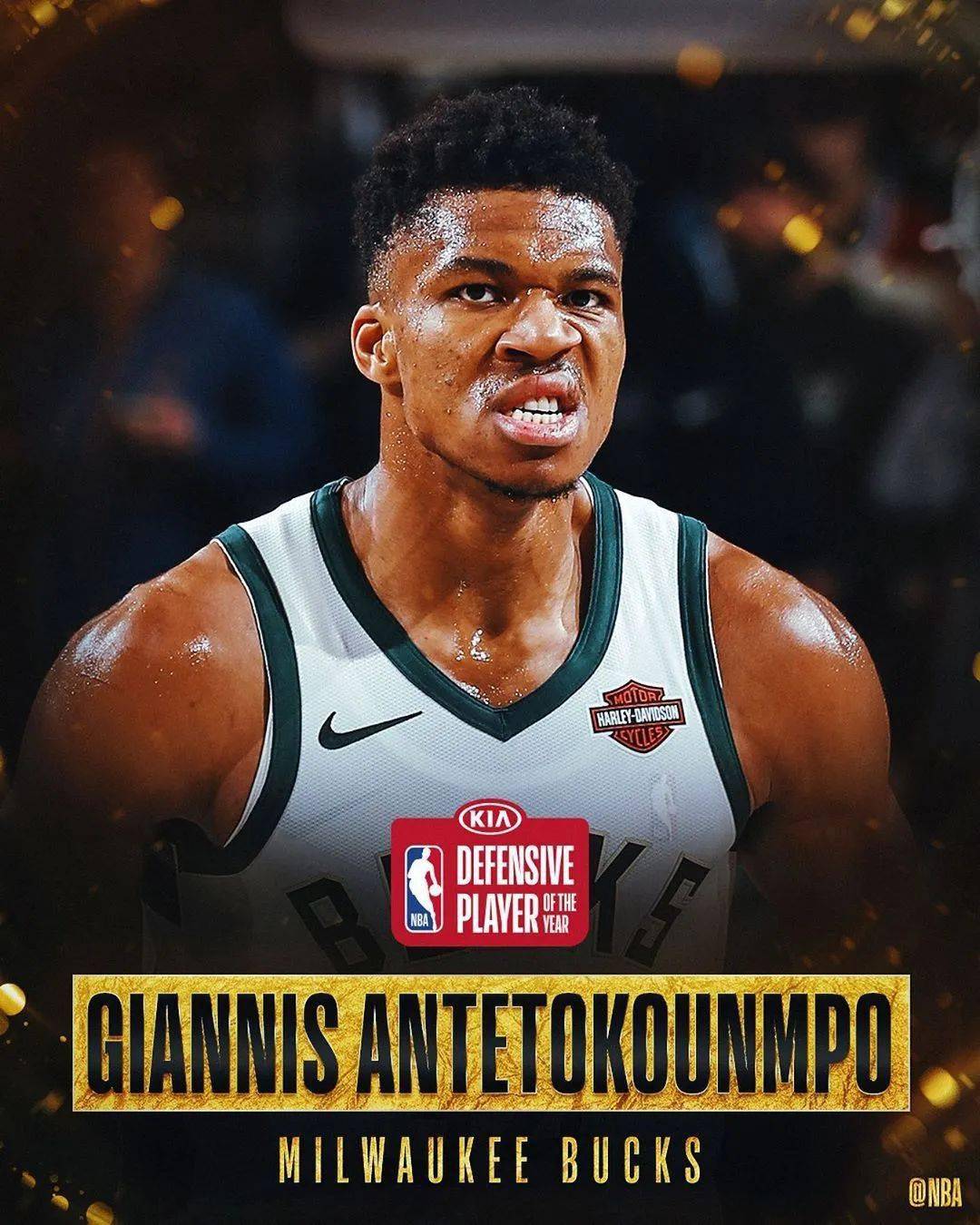 nba官方公布了本赛季最佳防守球员,来自雄鹿的扬尼斯-阿德托昆博当选.