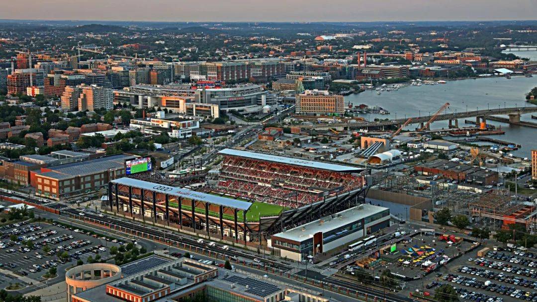 (国民公园球场)(亚马逊全球第二总部位于阿灵顿郡五角大楼附近)(国会