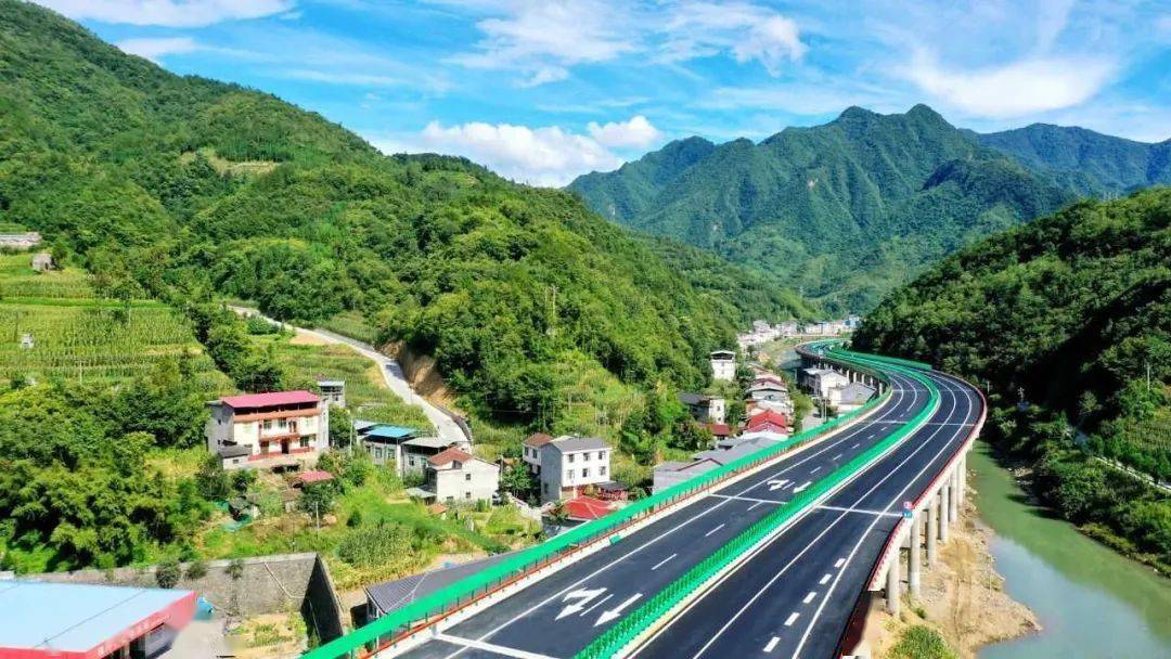 车程缩短25小时陕西又一条重要高速通车