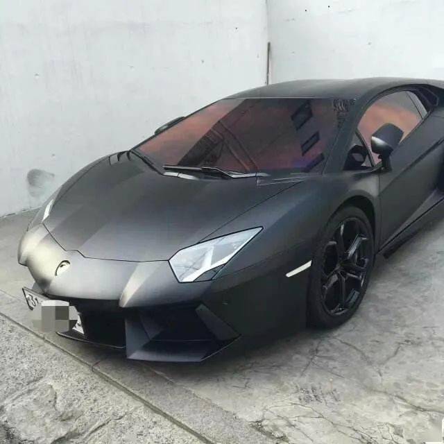 以前权志龙最喜欢开这台车