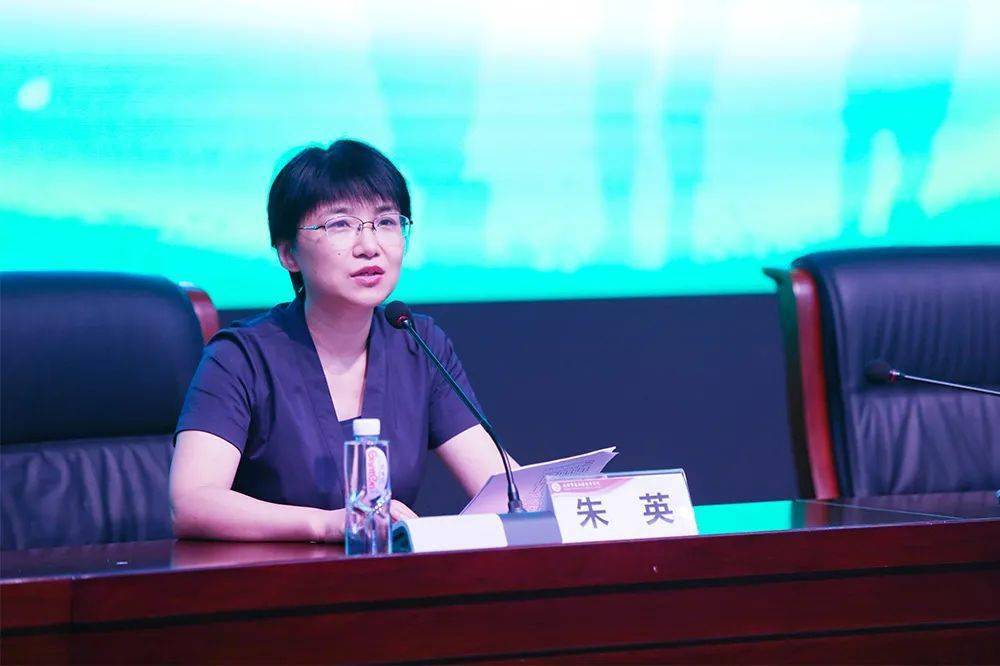 开班典礼于8月21日举行,宝山区教育工作党委副书记朱英,宝山区教育