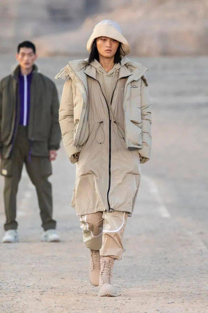 来源:cfw服装设计返回搜狐,查看更多
