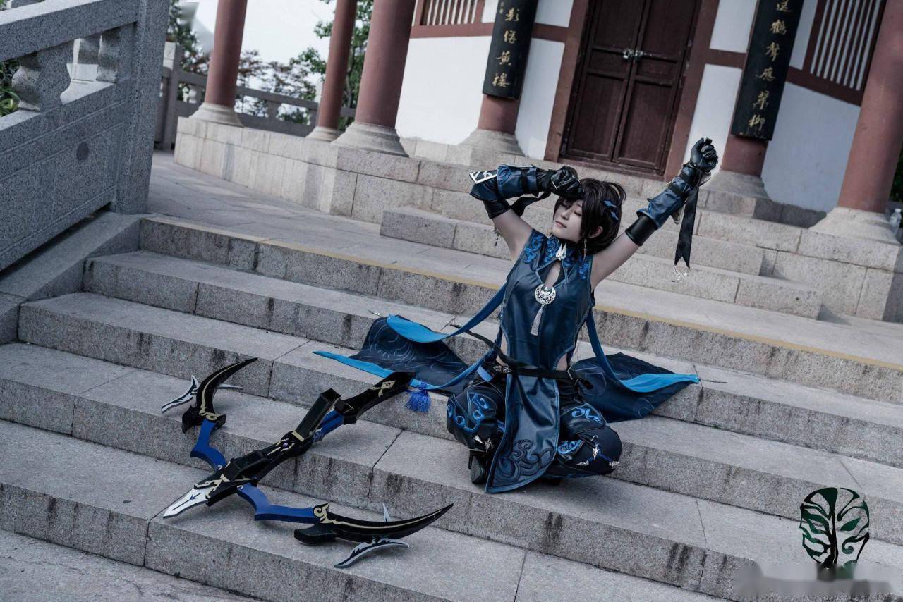 剑侠情缘网络版三定国炮太cosplay