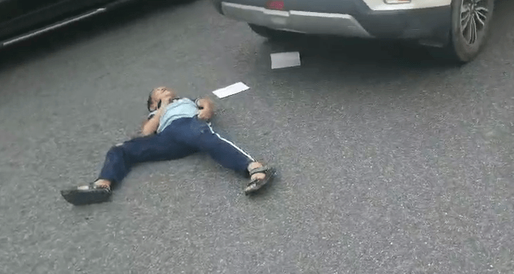 痛心五华小学生最新消息已转入市黄塘医院抢救目前仍在icu重症监护室