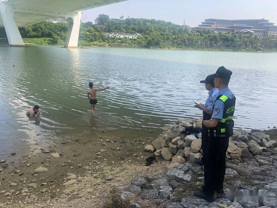 因感情纠葛,百色一19岁女子跳桥轻生!幸亏……_手机搜狐网