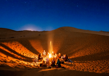 沙漠生存初体验,篝火晚会尽言欢抵达银川——机场接机——直接进入