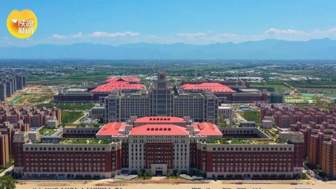 "创新港"投用一周年之际 西安交大今天又办了这件大事