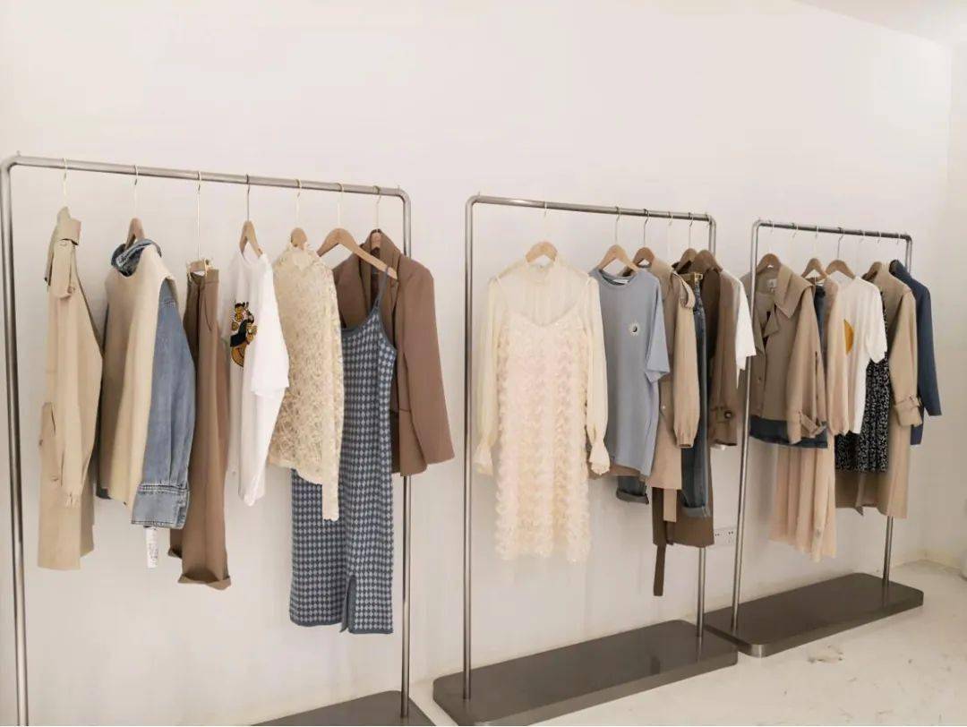 新柜入驻joyspeaker桔尚女装丨绽放女性自由之美