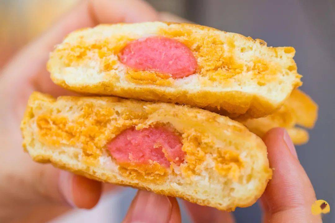 鸣门鲷烧本铺可不光只有鲷鱼烧,鲷鱼烧冰淇淋,章鱼君,关东煮……饭爷