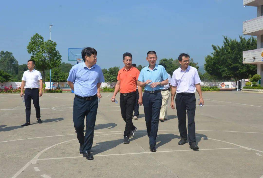 泉州市洛江区马甲第三中心小学举行揭牌仪式