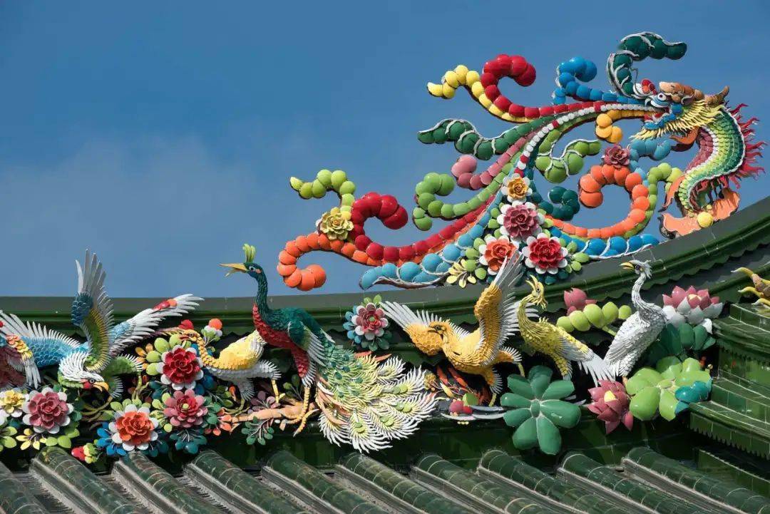 屋顶上的艺术!嵌瓷 · 百鸟朝凤的魅力你是否见识过?