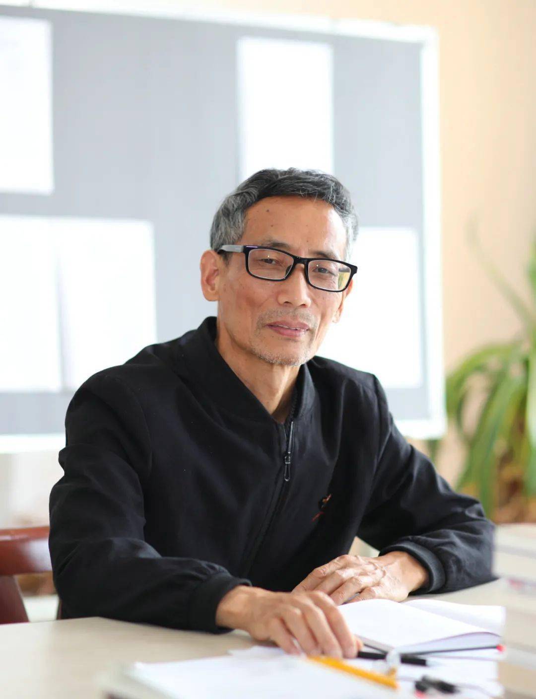 50多年来,童克祖多次放弃进城机会,谢绝多地三番五次的高薪聘请,一心