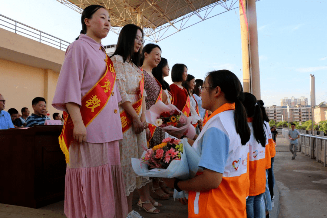 青柯,杨辉2,市优秀教师:李木红,游武波,吴小静,黎良麟,李志强,龚向宇