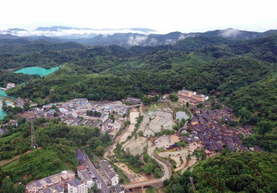 河南出台16条举措支持大别山革命老区振兴发展