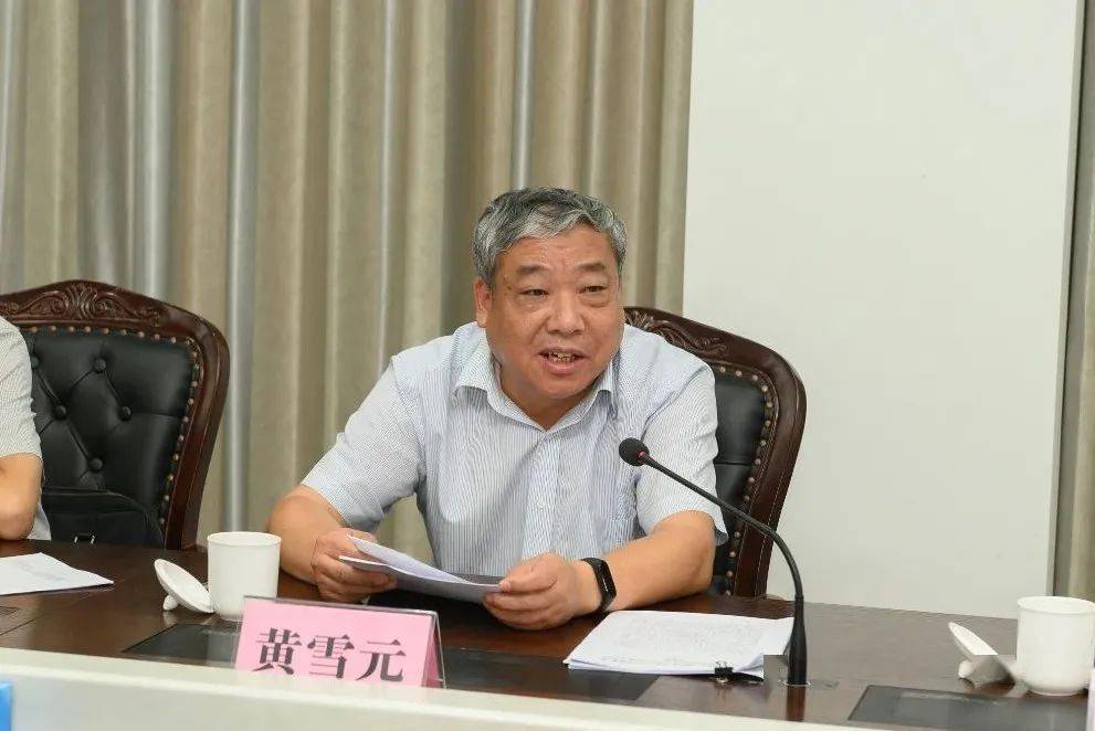 职业教育校企合作重点提案督办协商会议在市教育局召开