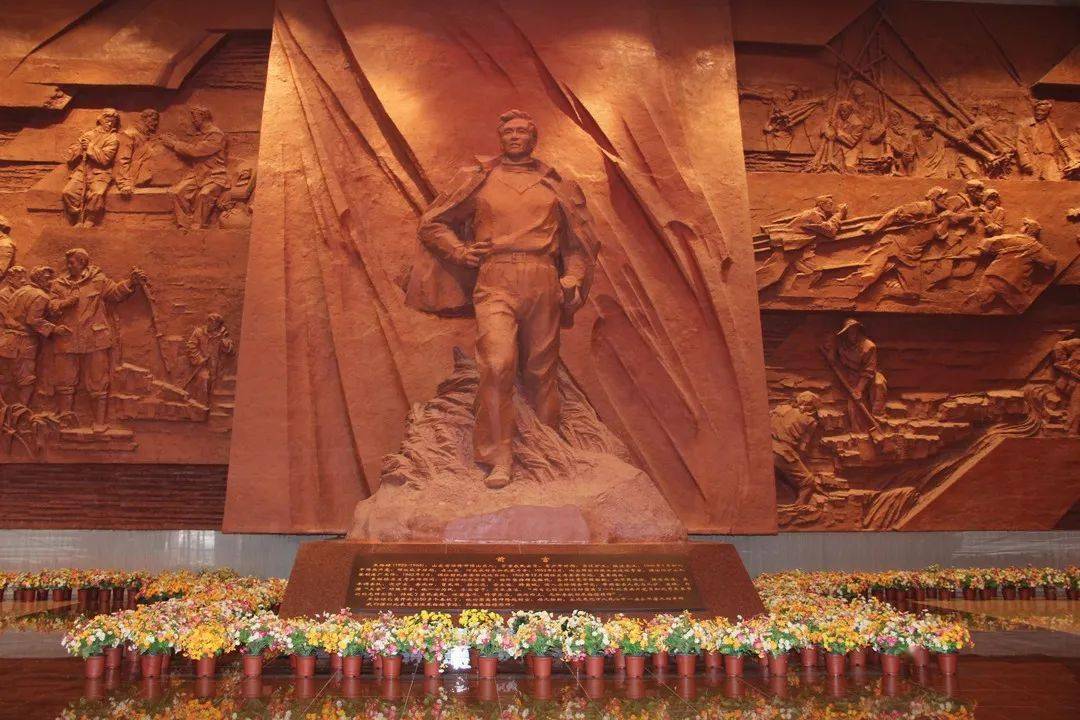 【汴梁井垣话廉事⑥】焦裕禄的藤椅