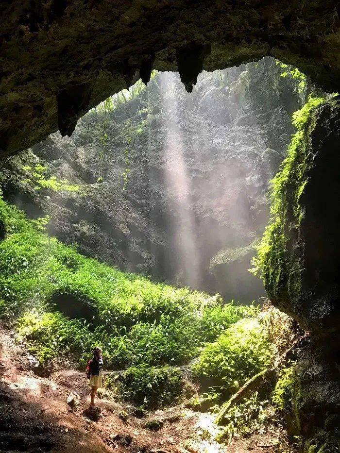 乐行族│探洞1067纪龙山探险翻越豹子崖探秘卧龙洞大岩壁速降溜索篝火