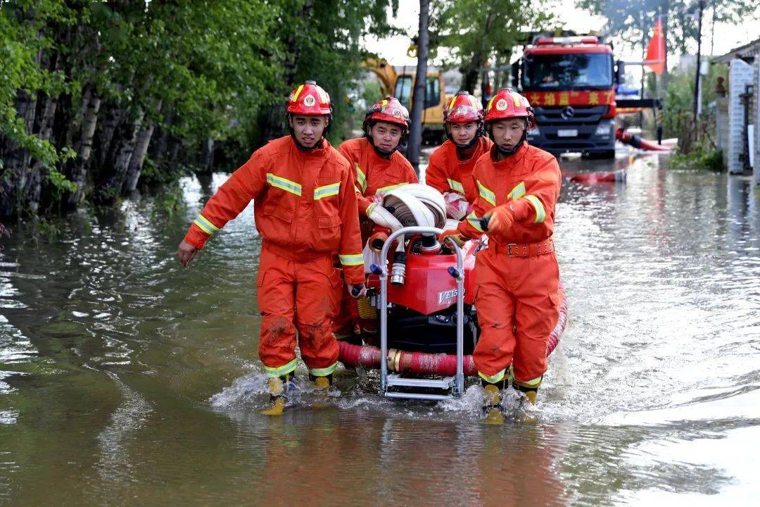 台风无情人有情济南消防救援支队跨区域抗洪抢险增援队第三日工作纪实