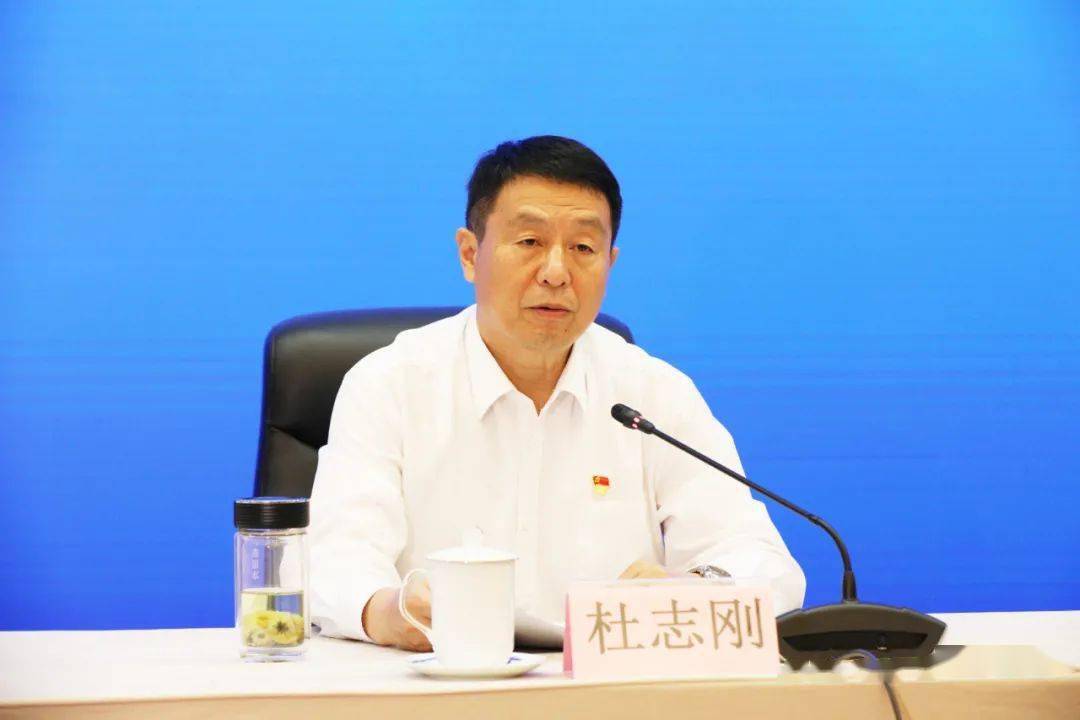 省委第八巡视组正厅级巡视专员刘立松,副组长黄耀波,伍复康及巡视组