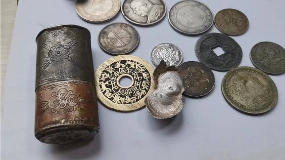 分辨白银和白铜的小窍门独家披露别错过之一