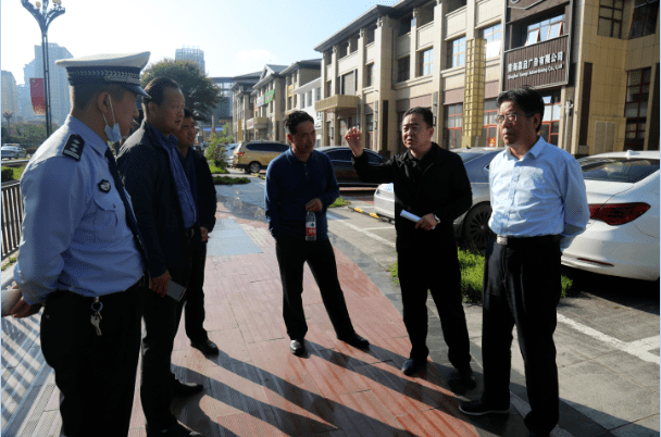 9 月11日,西宁市副市长韩生才,副秘书长马树青,市交通运输局局长巨正
