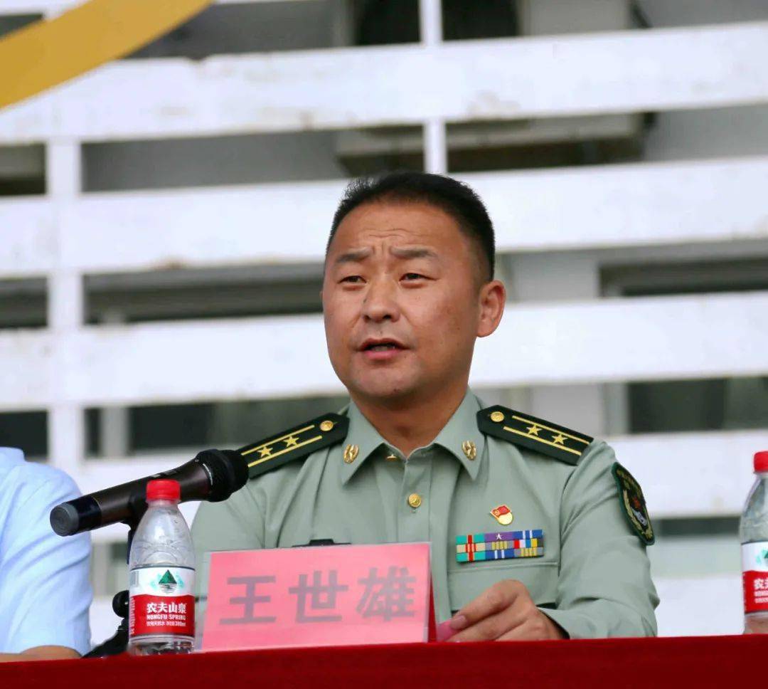 校讯英姿飒爽展锋芒激扬青春铸军魂临汾一中举行2020级新生军训开营