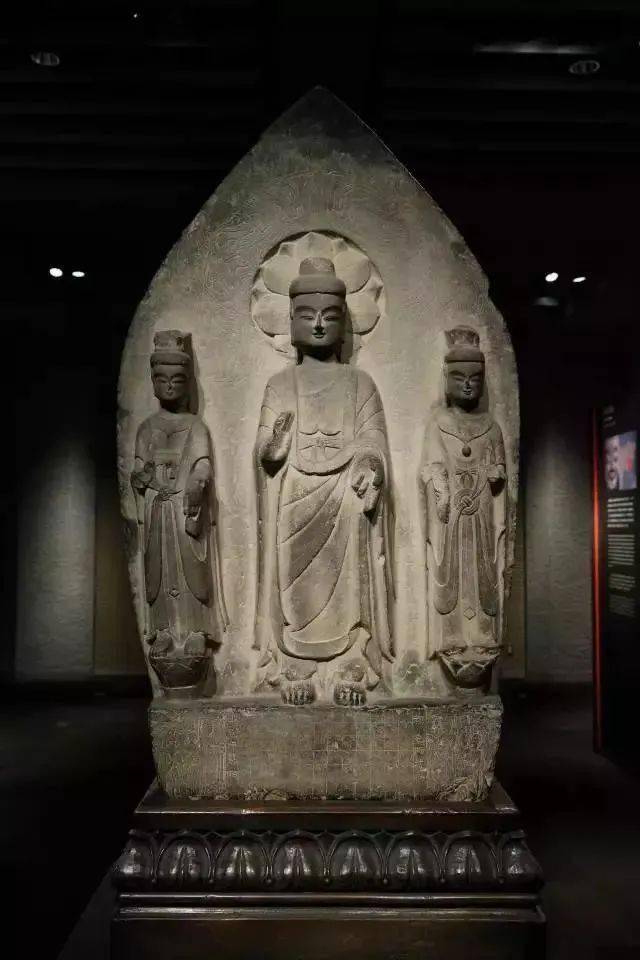 佛陀为何微笑龙树菩萨总结的佛笑因缘考了解一下