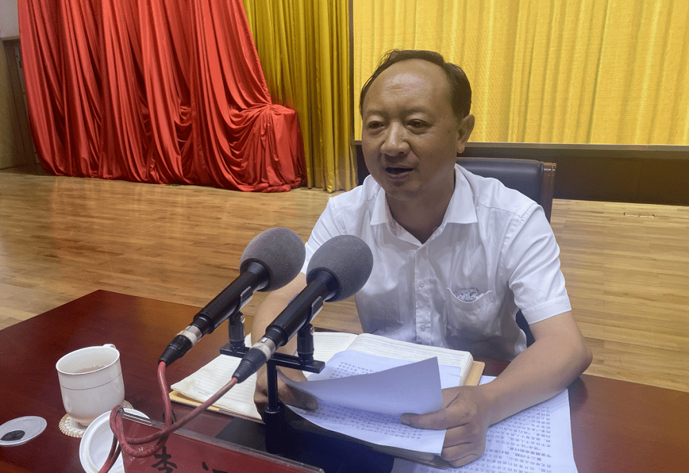 【今日晋宁】晋宁区300余名优秀公务员受到奖励