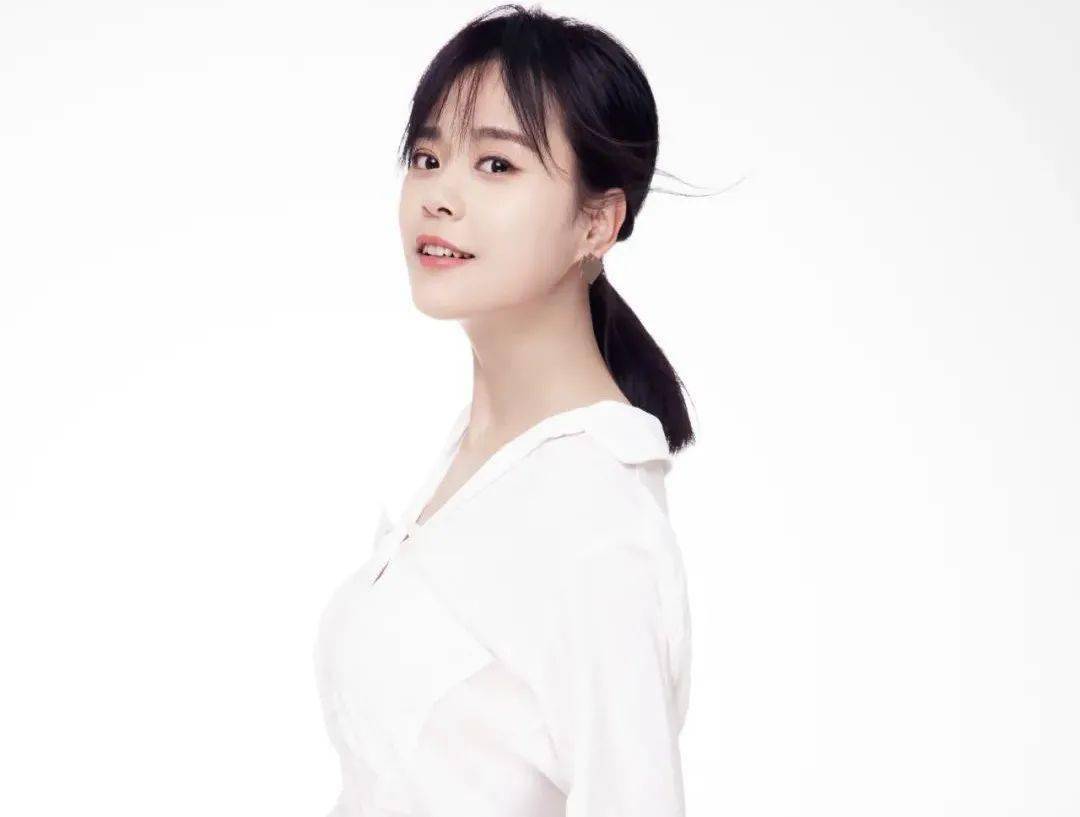 新娱乐·艺人榜 | 内地青年演员/歌手:杨雅涵