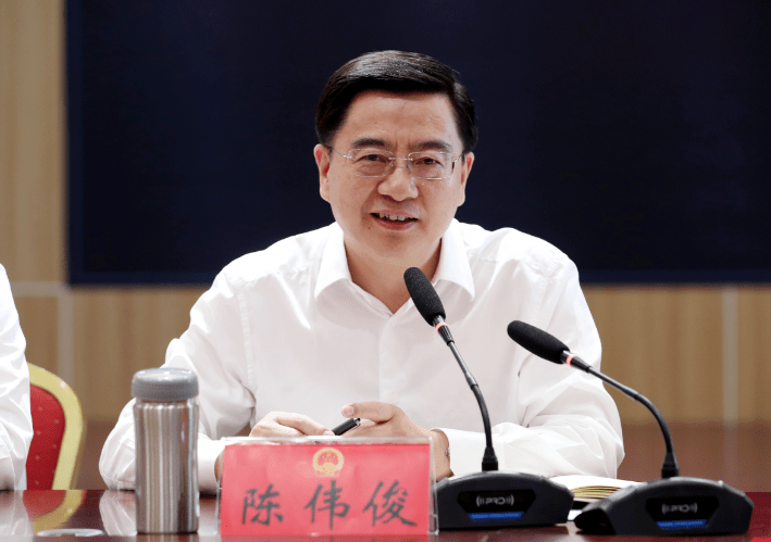 从企业视角看一流营商环境十个标准陈伟俊与基层代表共话优环境