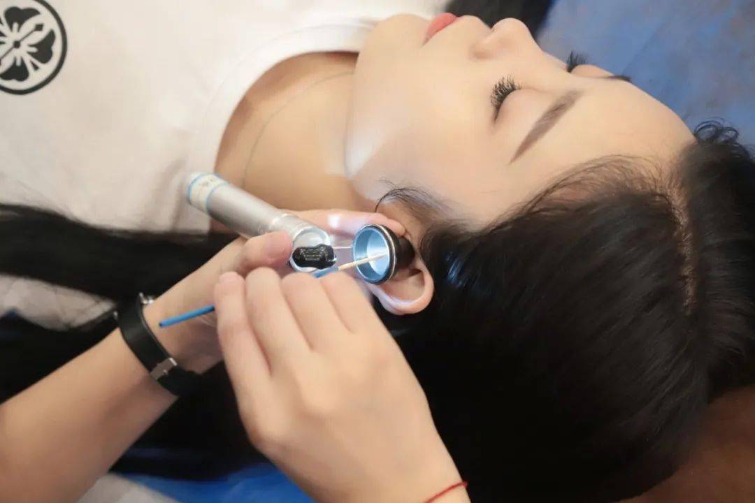 太巴适了天津这家神级采耳店要火了足足50分钟正宗川式采耳让你酥酥酥