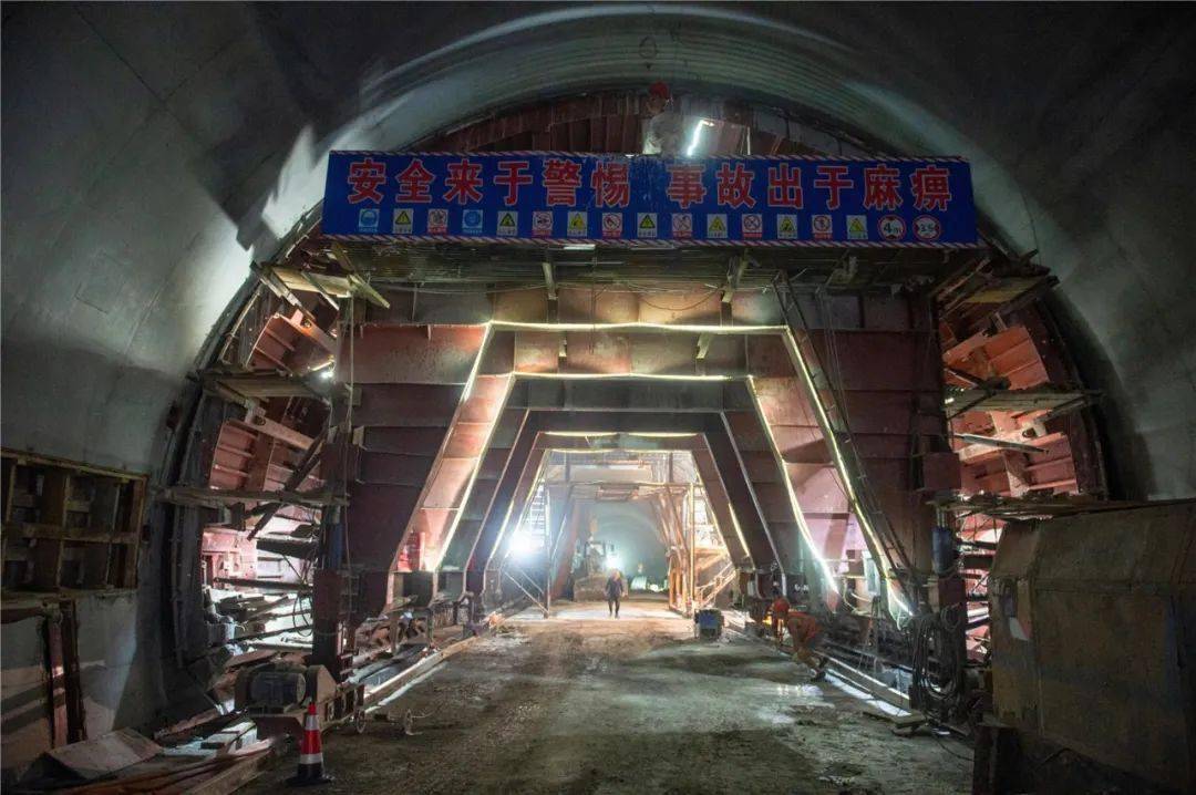 天马山隧道工程最新进展来啦明年这个时候通车