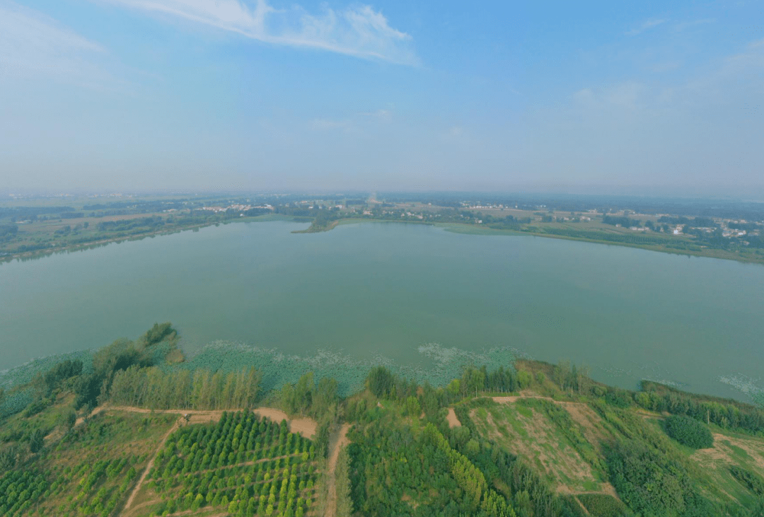 柳池"十五个景观节点"是水龙吟,兰陵王,鹧鸪天,如梦令,西江月,蝶恋花
