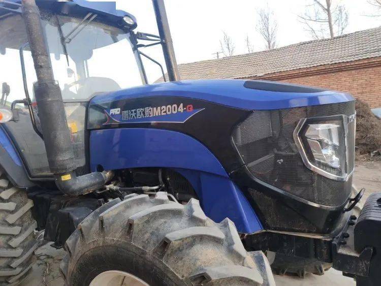 12万出售雷沃2004拖拉机