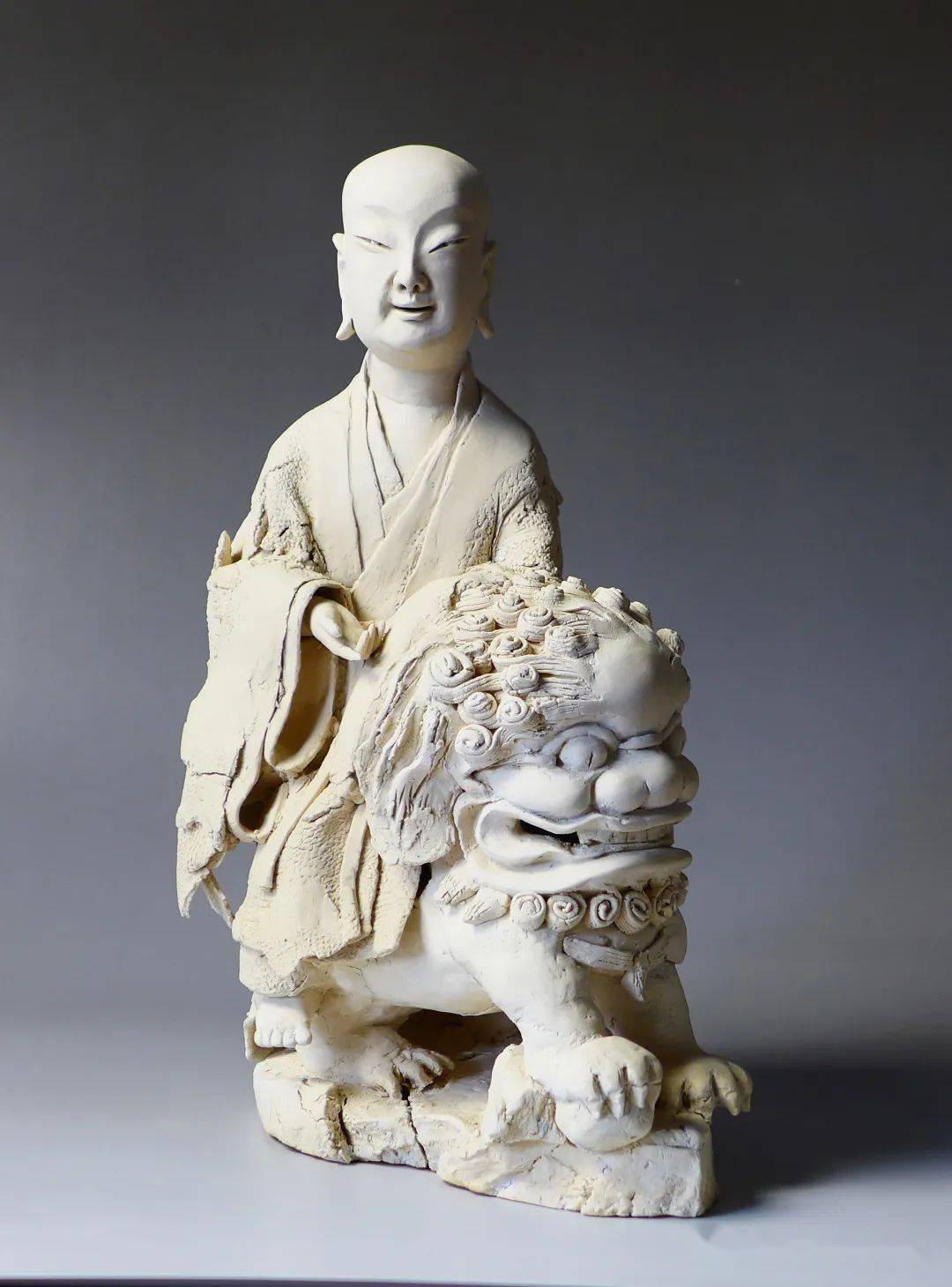 从唯美走向求真戴雨享的现代陶艺上海工艺美术杂志2020第三期