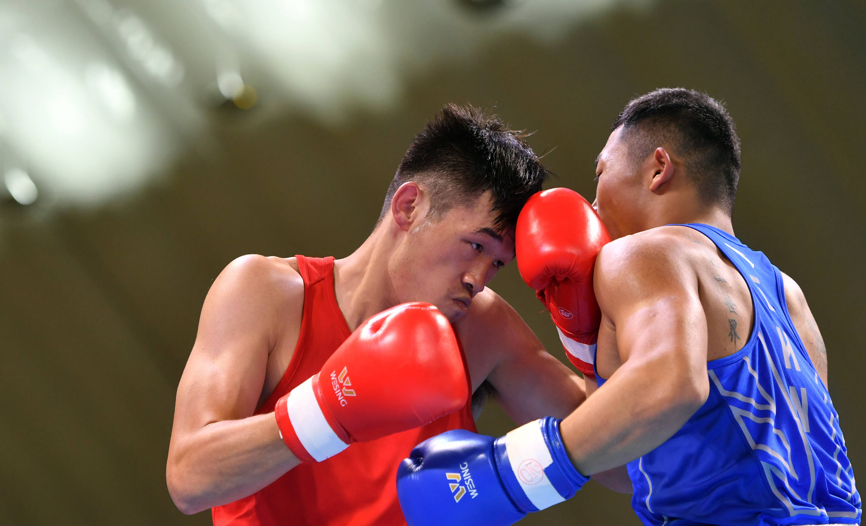 拳击全国男子锦标赛陈大祥晋级81公斤级决赛