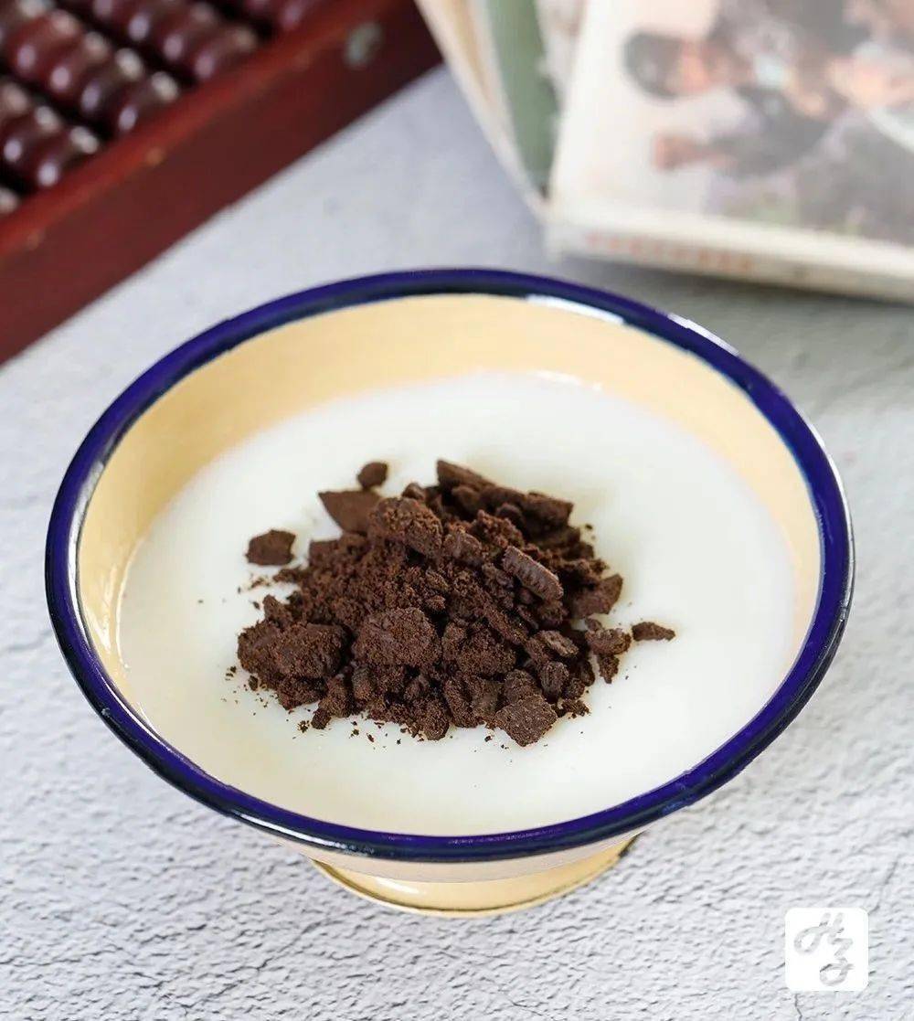 当然要来一碗冰粉解解腻六大甜品免费吃酒酿圆子,奥利奥双皮奶,什锦
