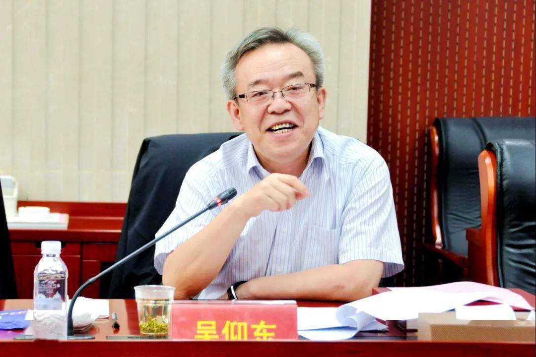 庄纪栋在兰州会见酒泉市委书记吴仰东
