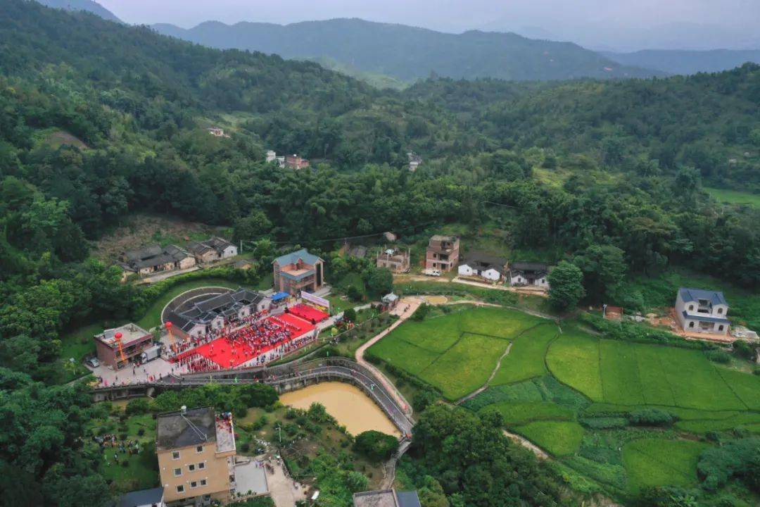 梅州市丰顺县庆祝2020中国农民丰收节暨梅州丰顺农民直播节在砂田镇