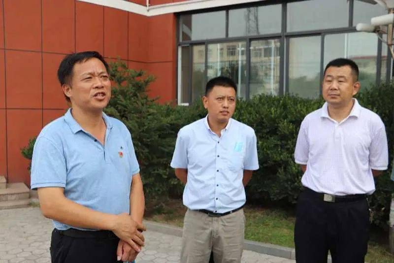 石麟安全强化校车管理确保学生安全石麟小学迎接济南市校车管理工作