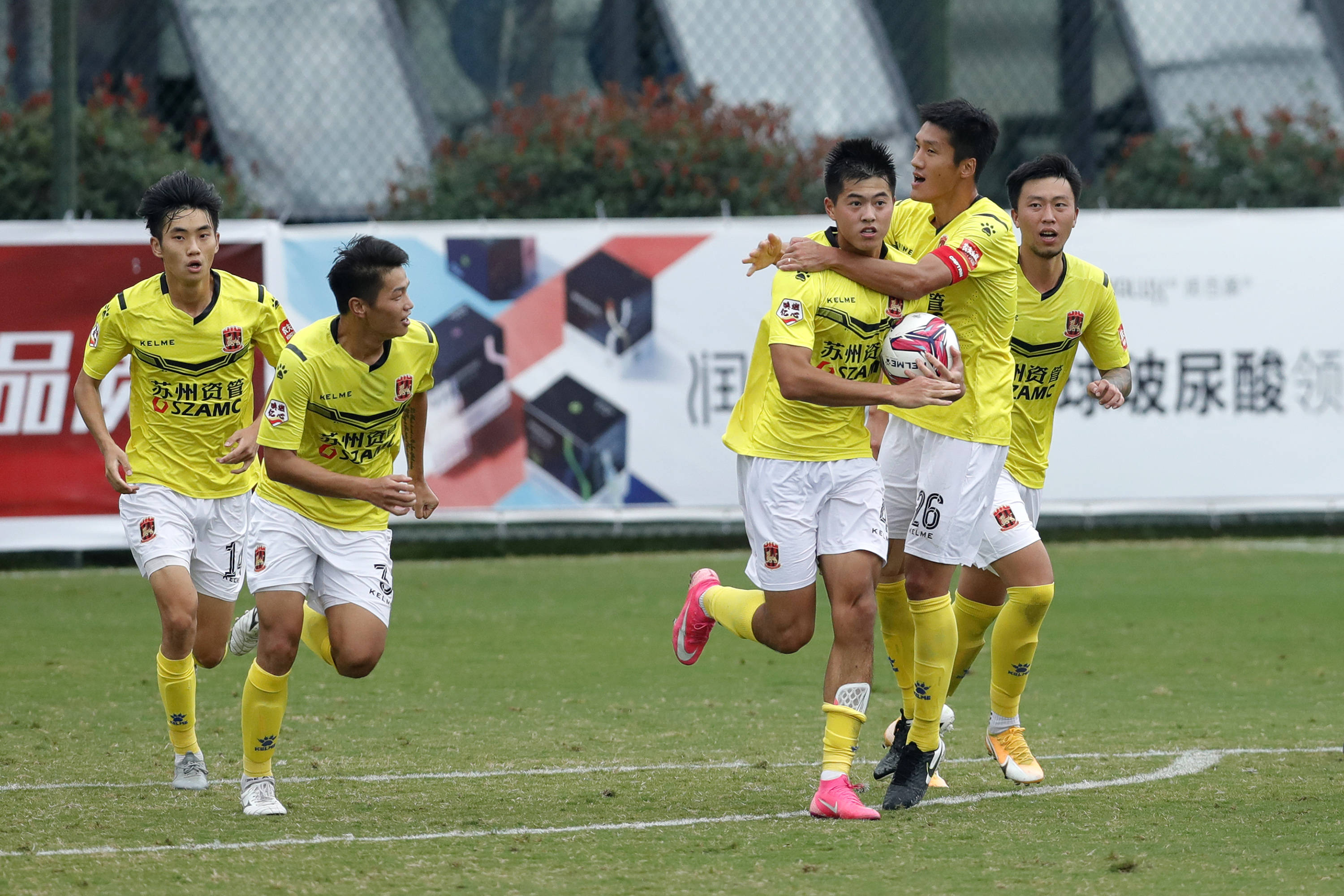 足球中甲成都兴城人居胜苏州东吴