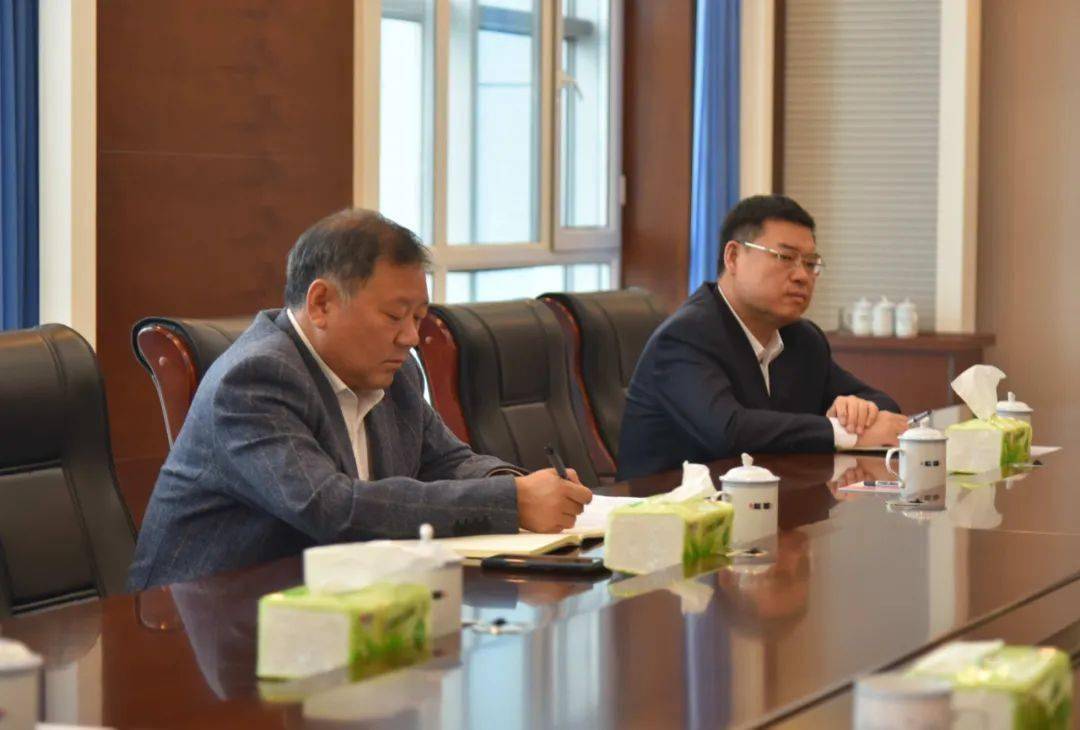 牡丹江分公司党委书记蒋长春在八五六调研
