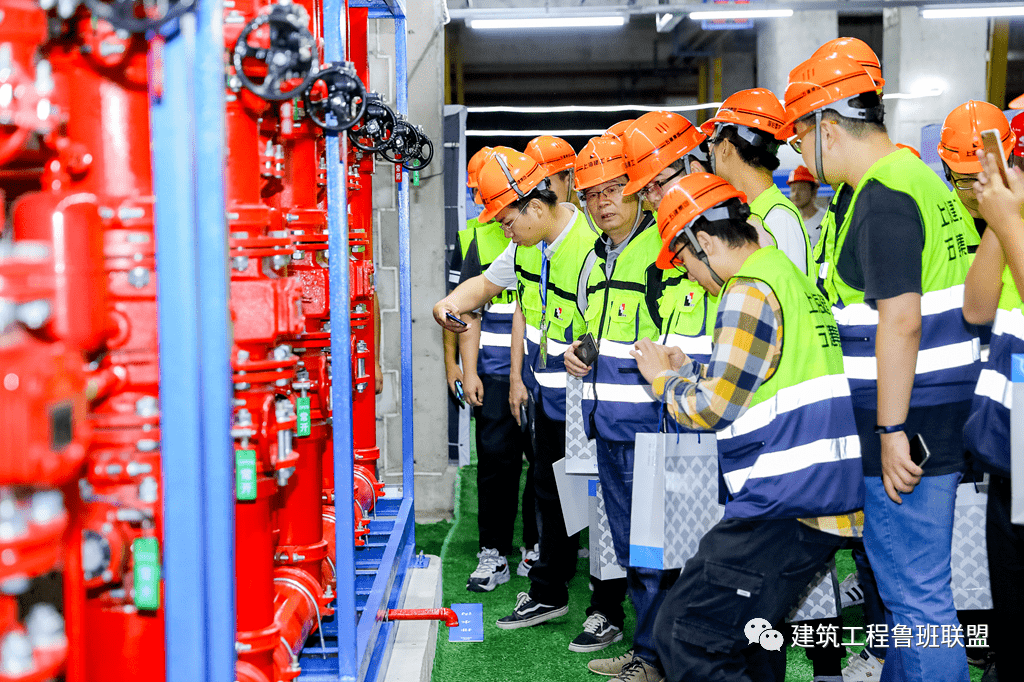 观摩机电安装示范工程先进技术学习了