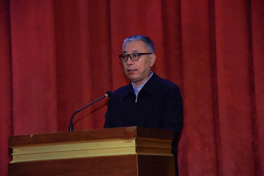 市人大常委会副主任,林西县委书记田向存作表态发言.