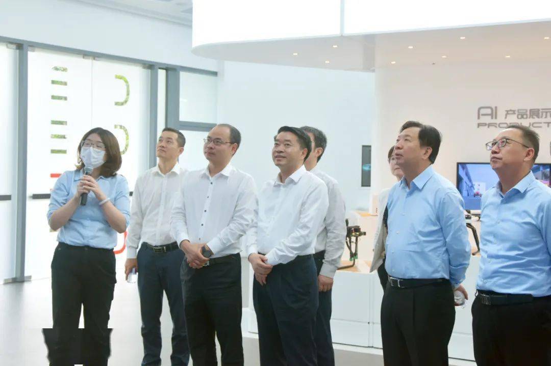 编辑:章皓馨责编:周蓓监制:洪蓓赣东新闻抚州小记者问政抚州点亮小花