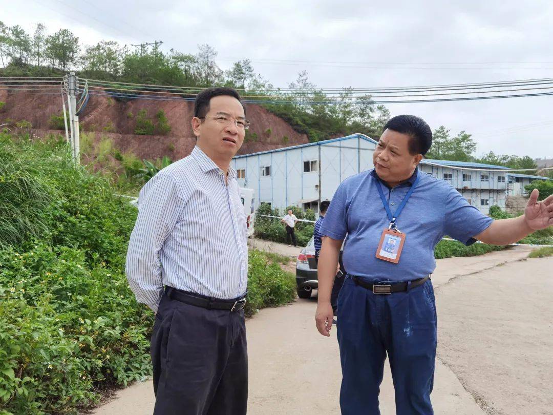 龙川麻布岗又一处占用耕地的违法建筑被拆.