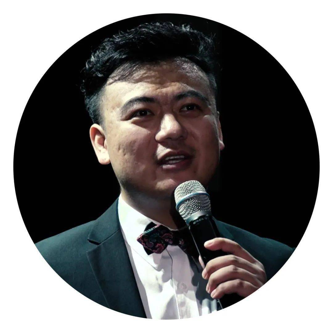 你的每一个微笑,都是太阳 | 为你读诗_赵楠