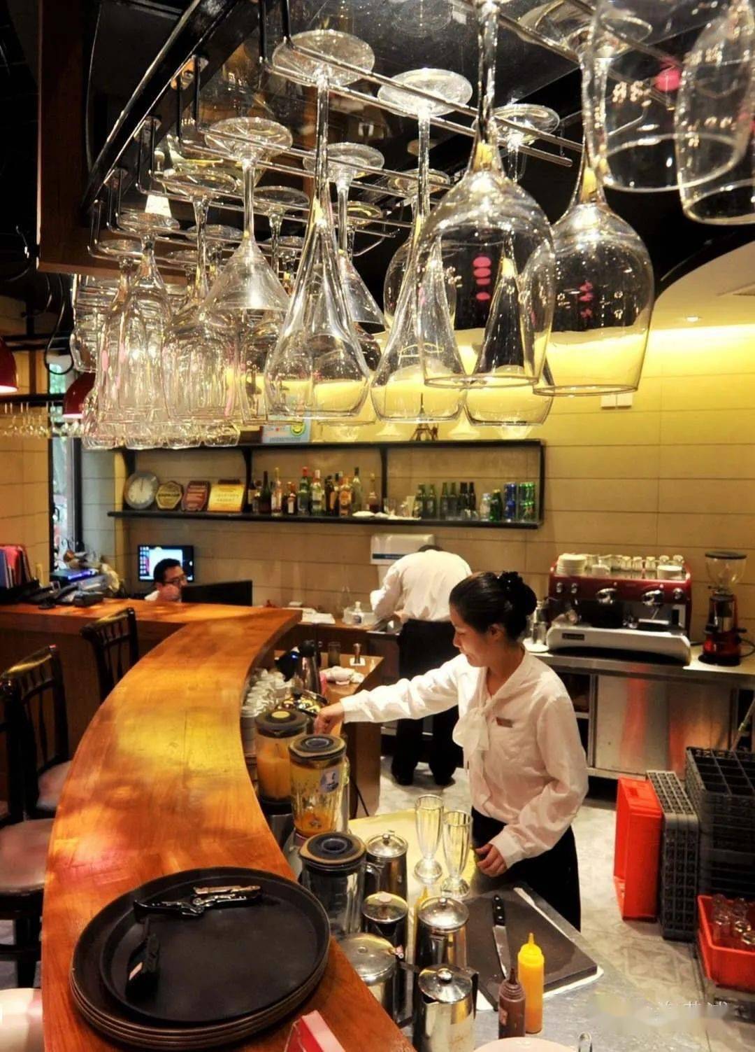 67淮海壹佰廿逛吃淮海走进红房子西菜馆