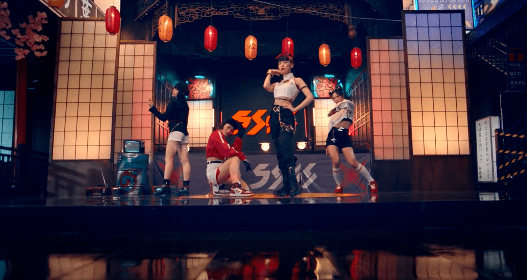 这俨然成为了从火影粉丝圈和街舞圈引爆的一场狂欢,也引来上海caster