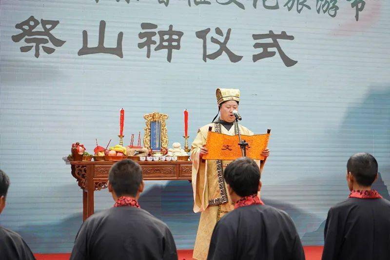 农文旅融合提升旅游新内涵一场香榧盛事在稽东镇会稽山千年香榧林上演